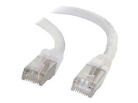 C2G Cat5e Booted Shielded (STP) Network Patch Cable - Kytkentäkaapeli - RJ-45 (uros) to RJ-45 (uros) - 10 m - STP - CAT 5e - valettu - valkoinen 83886